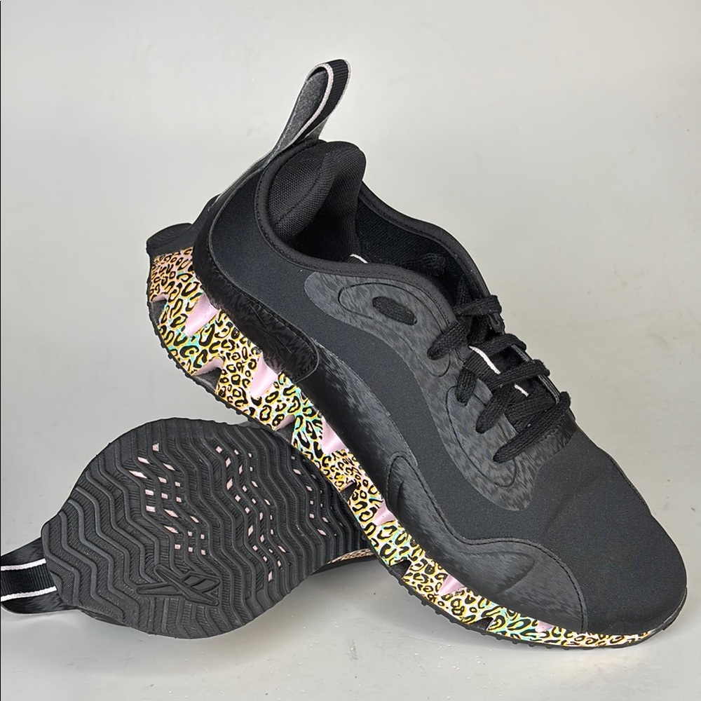 Reebok Zig Dynamica size 9.5